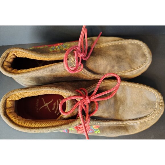 Twisted Boots Women's Chukka Boots, Driving Shoes, 7.5M Embroidered Flower Rose - Picture 4 of 8